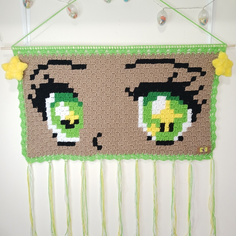 Kawaii Anime Eyes Crochet Wall Hanging